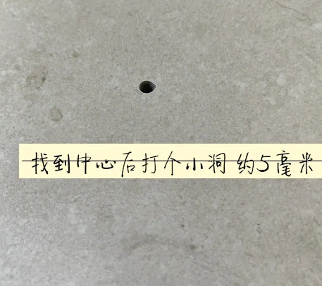 瑞金瓷砖空鼓维修公司专业解答在瓷砖铺贴过程中，如果砂料搅拌不均匀，将会带来以下问题